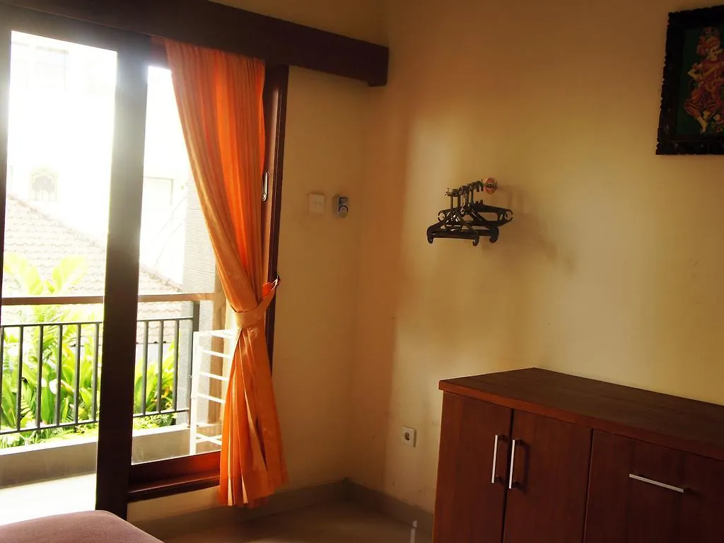 בית הארחה קוטה לומבוק Waringin Homestay