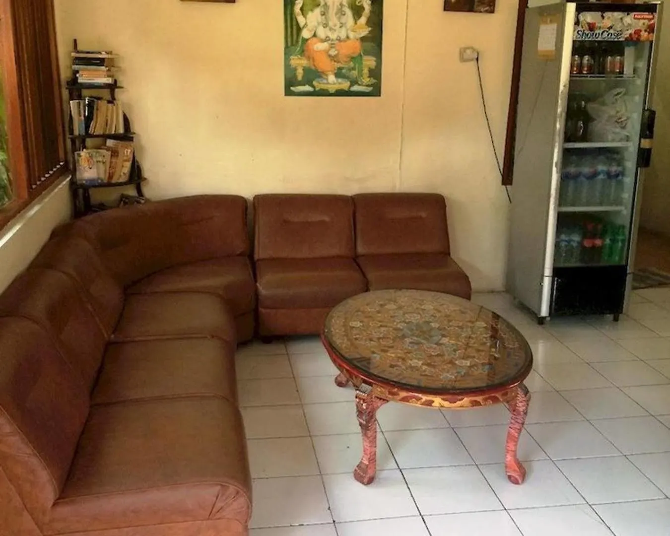 Waringin Homestay Kuta  Guest house